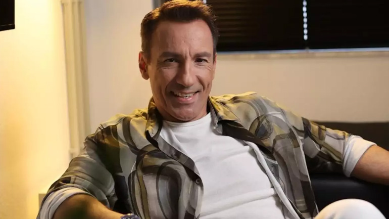 Πέτρος Ίμβριος: Επιστρέφει δισκογραφικά με τo τραγούδι «Ίσως»